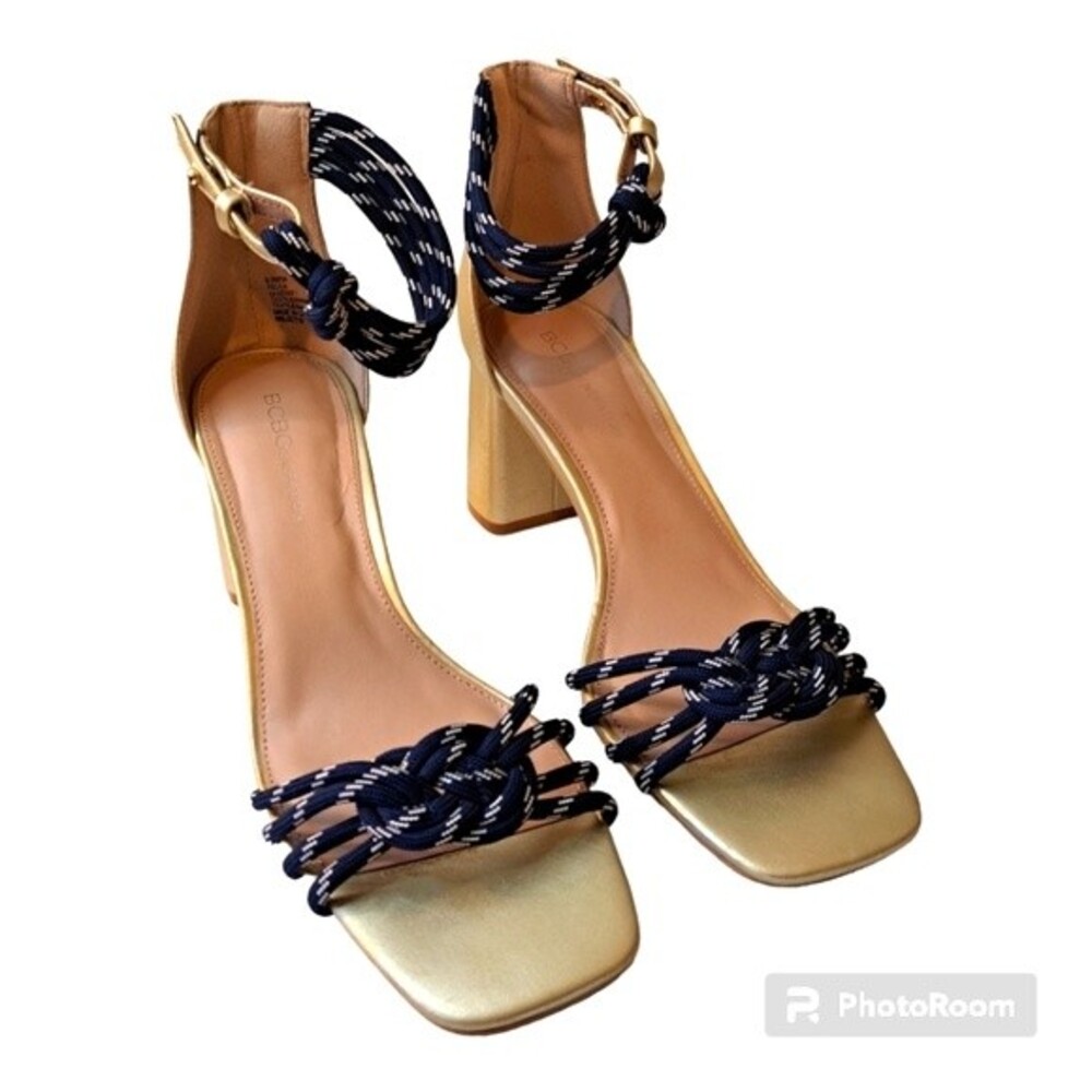 BCBGENERATION TELILA ANKLE STRAP SANDAL IN GOLD SIZE 8.5M
